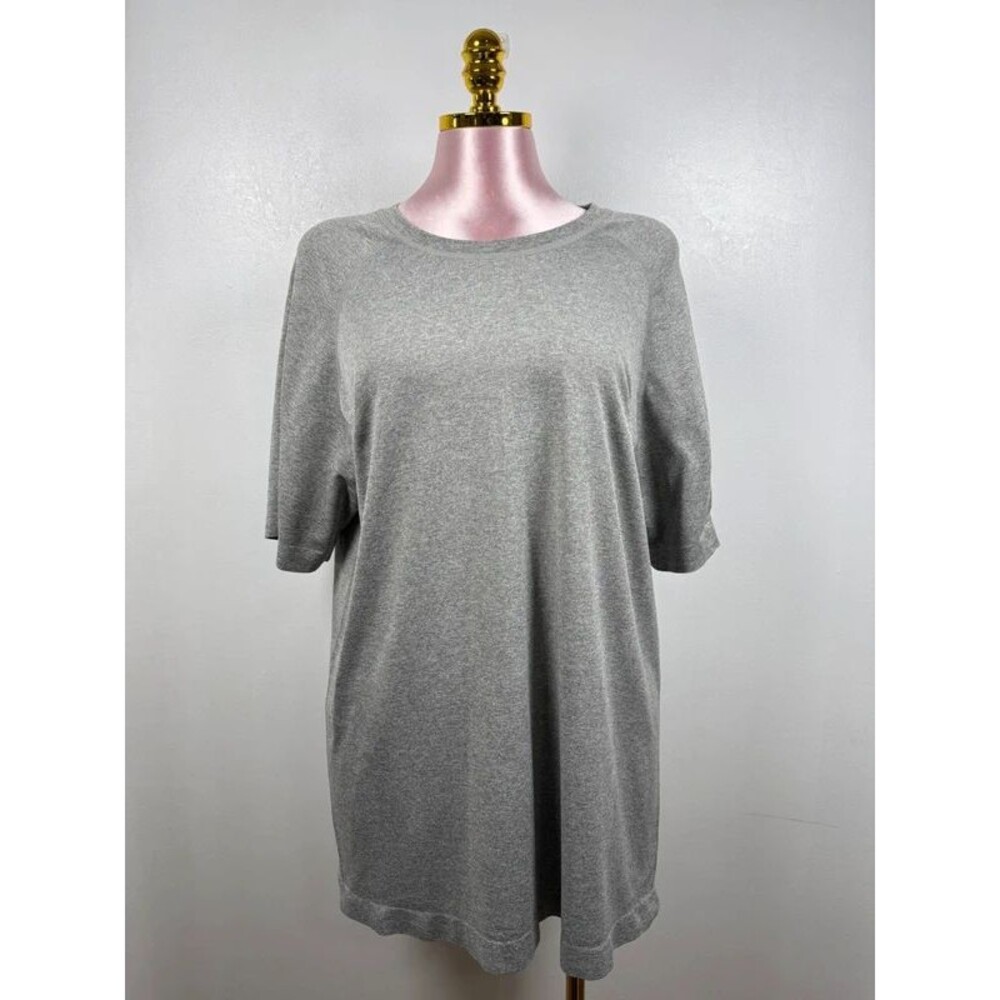Fabletics Gray Performance Athletic Tee Short Sleeve Size XL